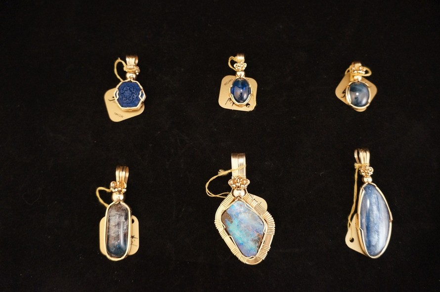 ASHEVILLE JEWELRY OPAL STARFIRE BILTMORE LAMP